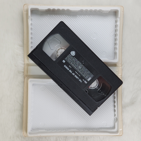 The Lord Of The Rings Animated 1978 VHS from 2001 WB - Picture 15 of 17